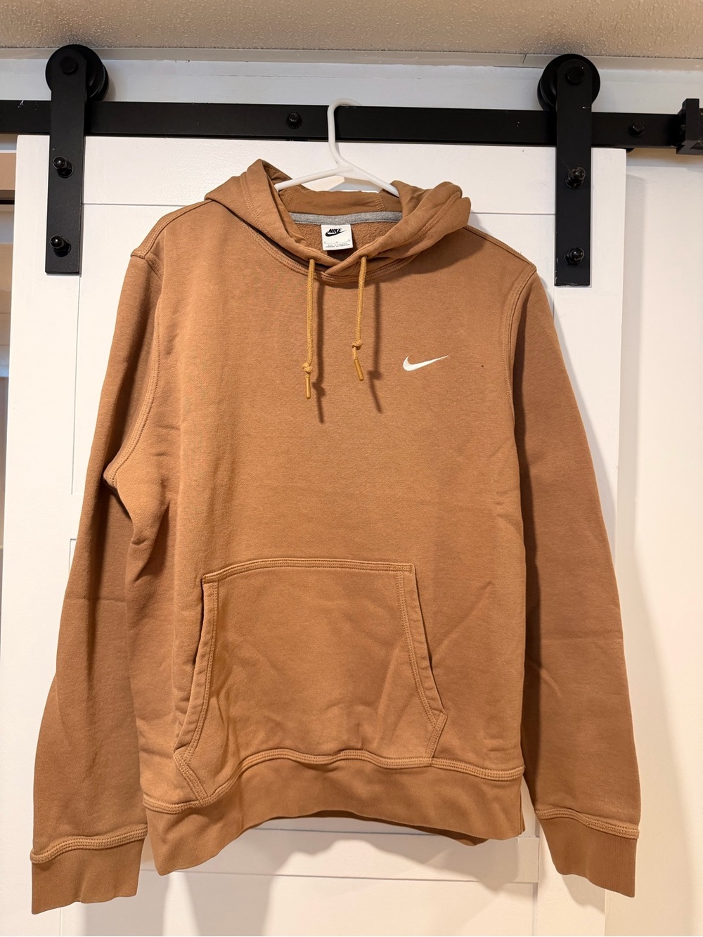 Nike Men's Tan Brown Pullover Hoodie with White Swoosh